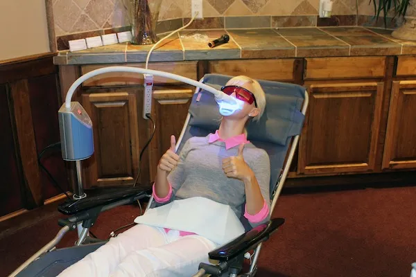 26529 smiling person with white teeth