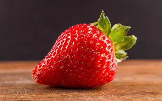 26642 fresh strawberries